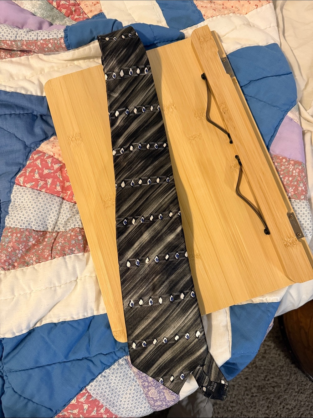 Bravini men’s silk tie olive green quiet luxury